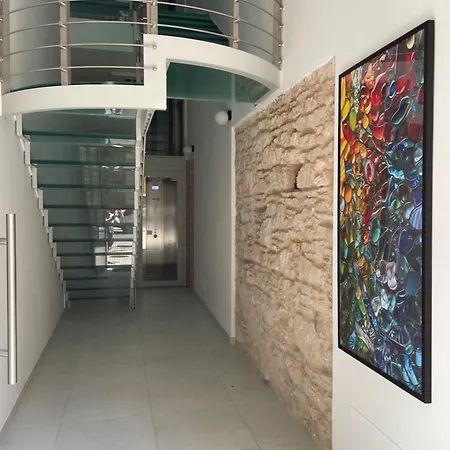 Indaco Alloggio in famiglia Follonica